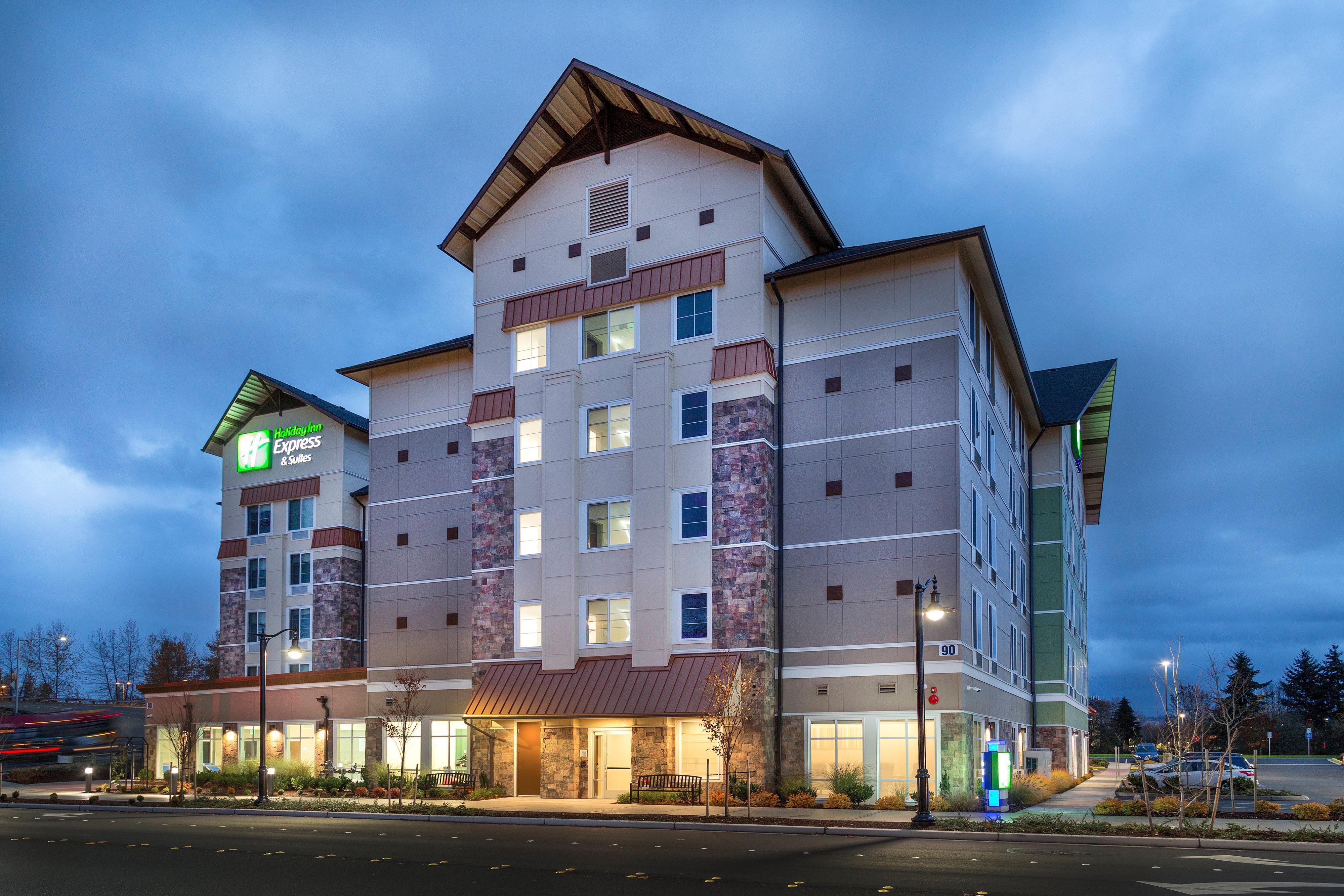 Holiday Inn Express & Suites - Seattle South - Tukwila By Ihg Exterior foto